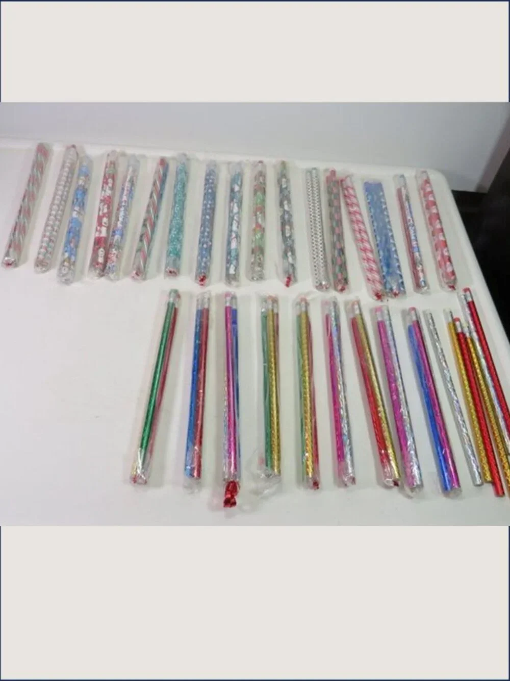 Bulk 84 Christmas Winter Holographic Pencils New Unsharpened Party Favors 3-Pack